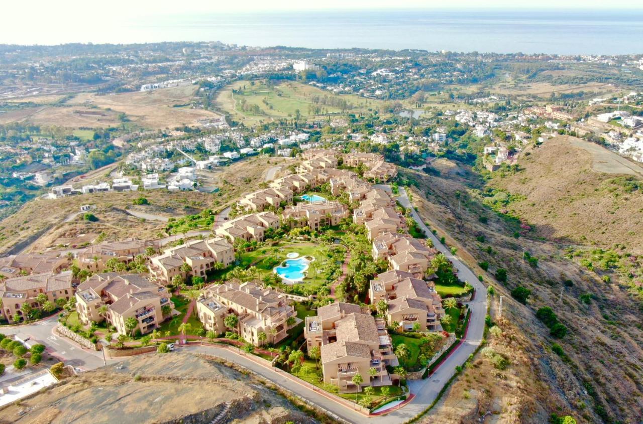 Ferienwohnung Quartiers Marbella Penthouse In Hacienda Cifuentes Benahavis Estepona Exterior foto