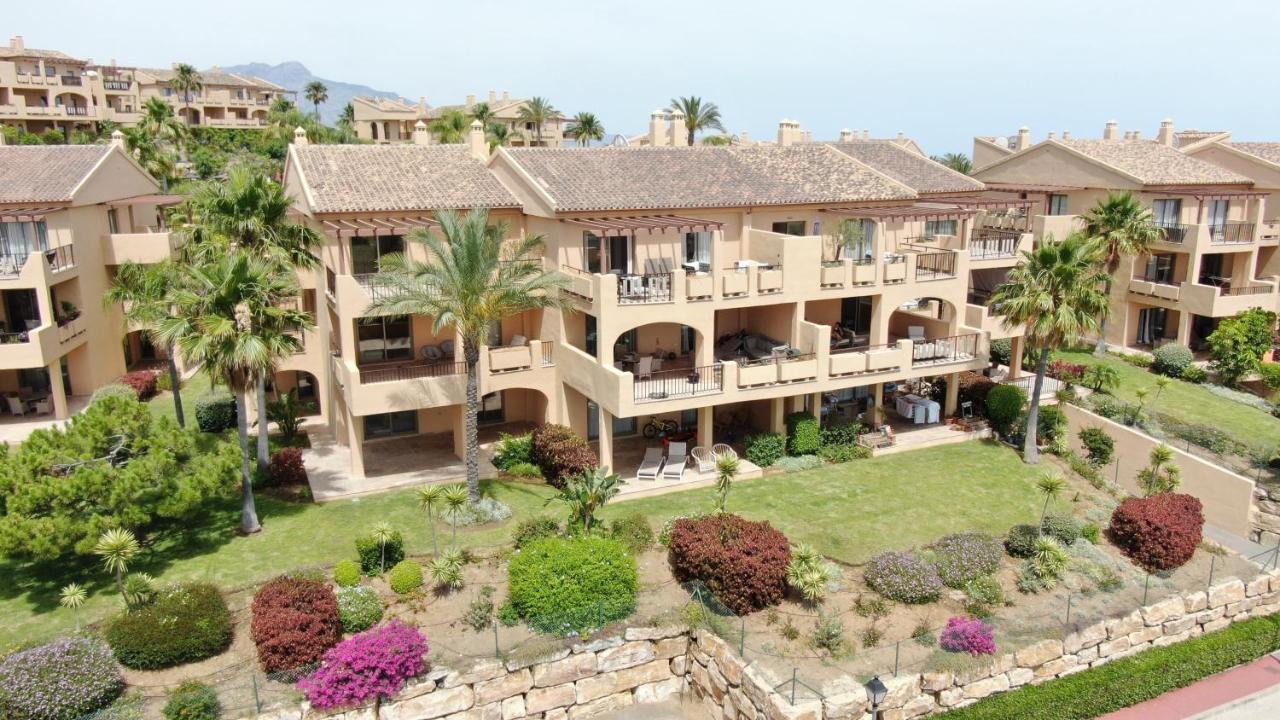 Ferienwohnung Quartiers Marbella Penthouse In Hacienda Cifuentes Benahavis Estepona Exterior foto